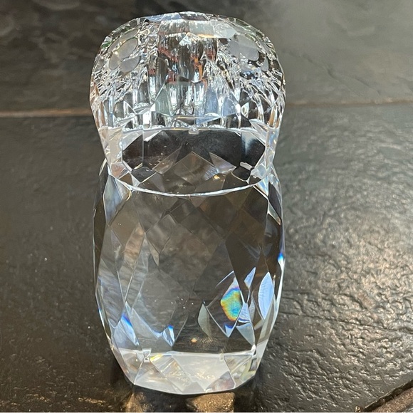 Oleg Cassini Crystal Owl with Green eyes. Paperweight - Picture 5 of 11